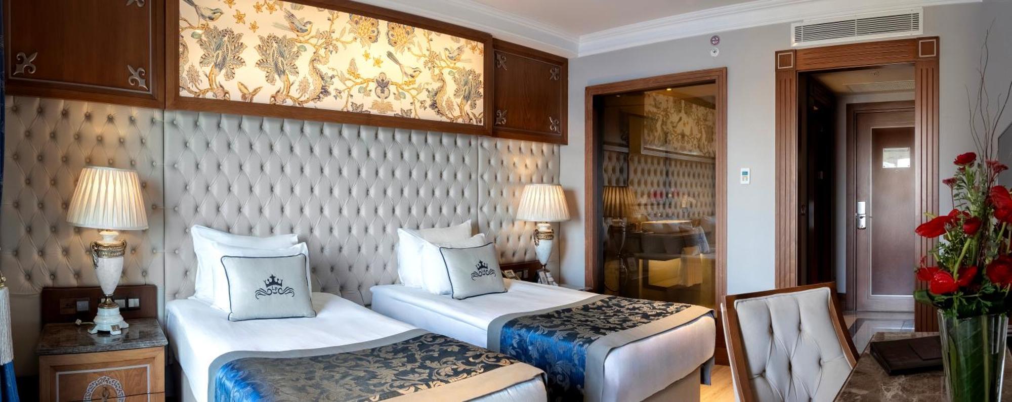 Lords Palace Hotel Spa Casino Kyrenia  Ngoại thất bức ảnh