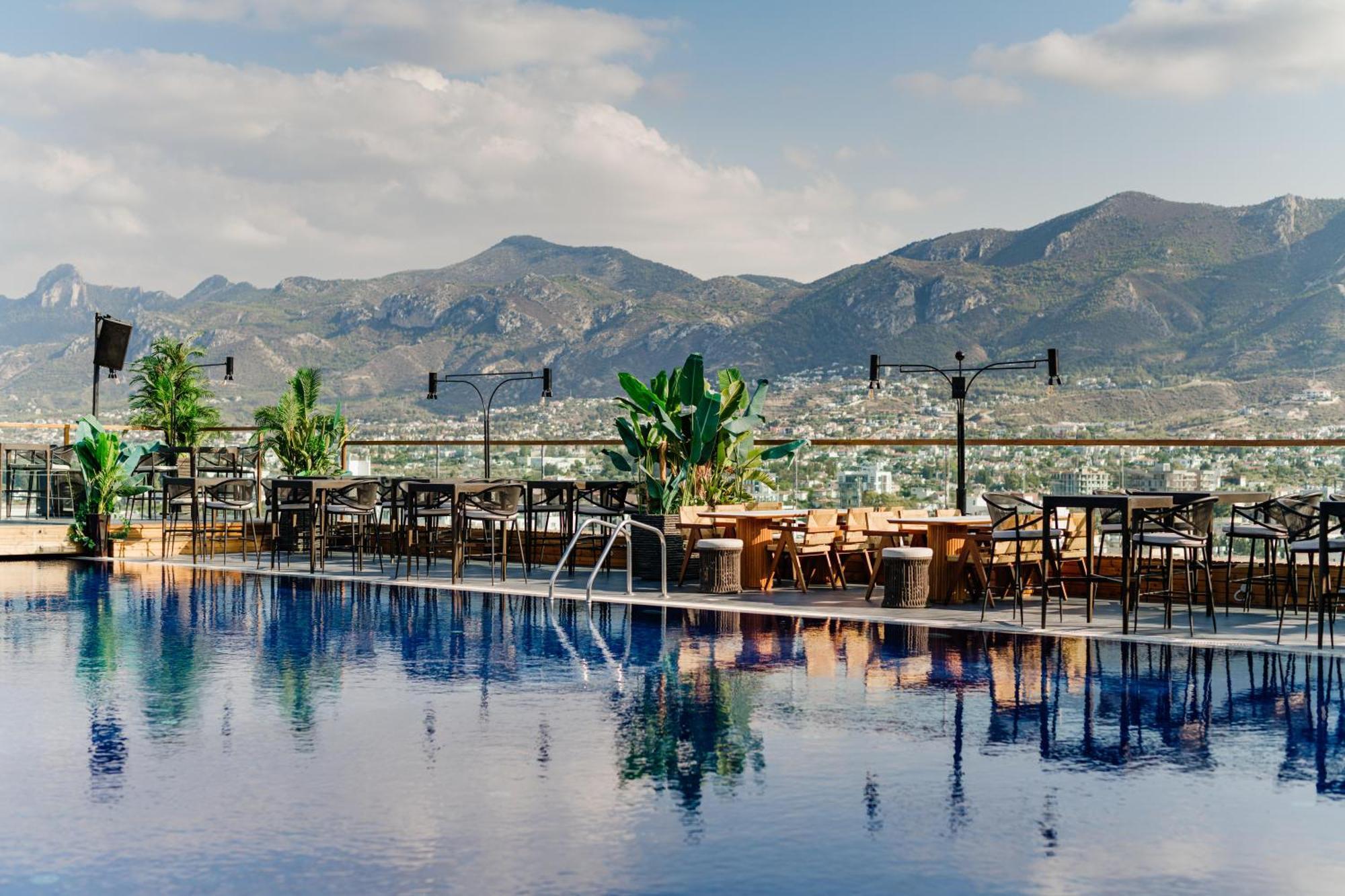 Lords Palace Hotel Spa Casino Kyrenia  Ngoại thất bức ảnh